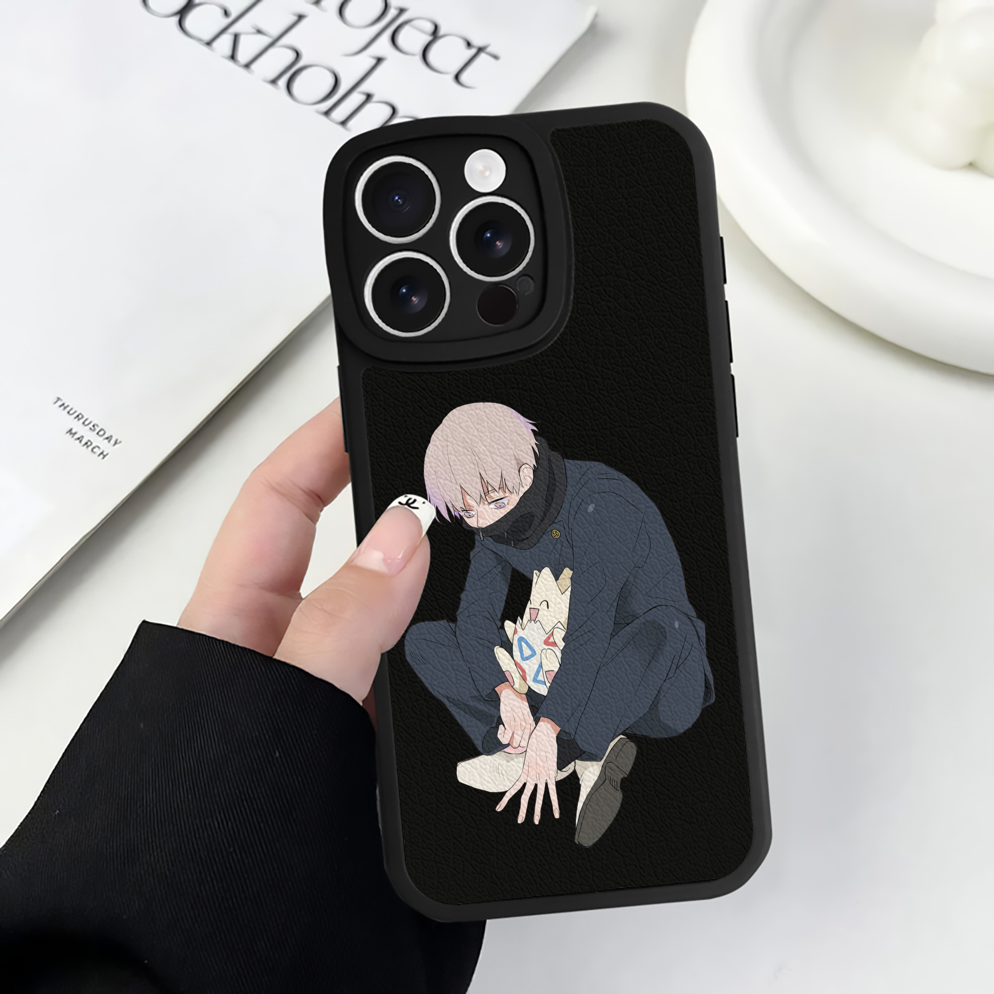 （画像用） 呪術廻戦 Jujutsu Kaisen 【iPhone 16シリーズ対応】シリコンスマホケース（レザー調） 材質：シリコン